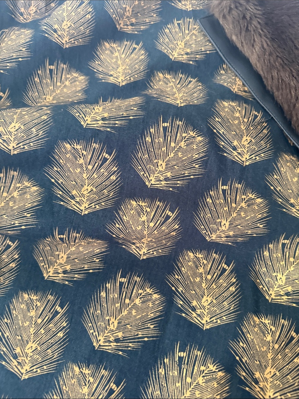 Sanctuary Brown Faux Fur Vest with Gold Patterned Lining - Picture 3 of 5